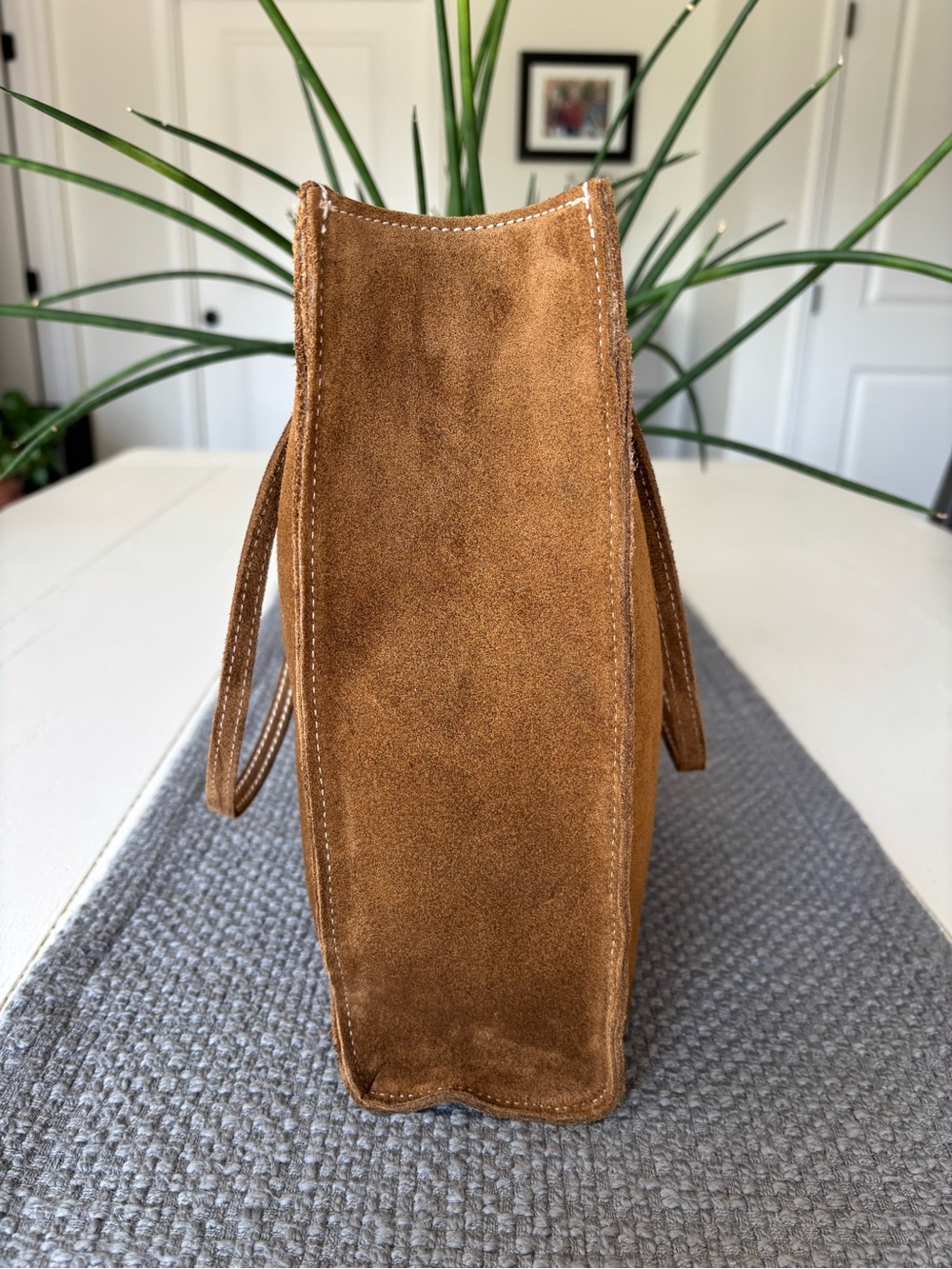 Parker Thatch Magazine Tote in Desert Sand (Suede) - Picture 5 of 11